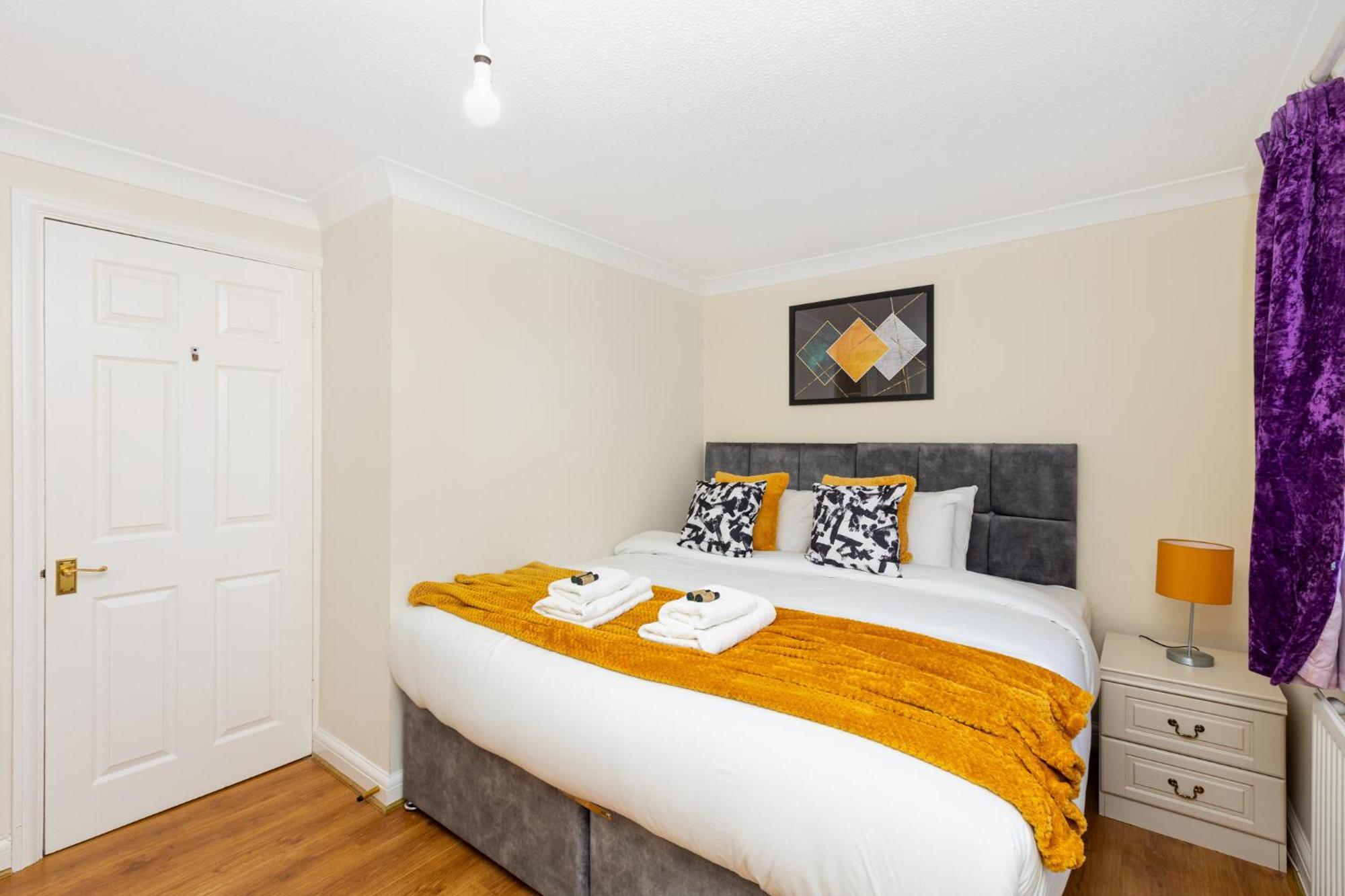 Charming 1Br Flat, Canning Town, Excel, City Hall Londra Esterno foto